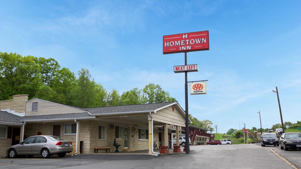 Hometown Inn Атенс Екстериор снимка
